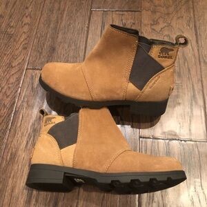 Sorel Emelie Waterproof Chelsea Boots Youth Size 4